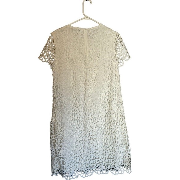 J. McLaughlin Dress Womens Size XS White Lace Cut Out Lined Short Sleeve - Picture 3 of 8